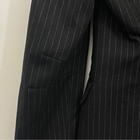 Armani Collezioni Womens Blazer Size 8 Pinstripe 1-Button Wool Blend Bow Back - Picture 3 of 9